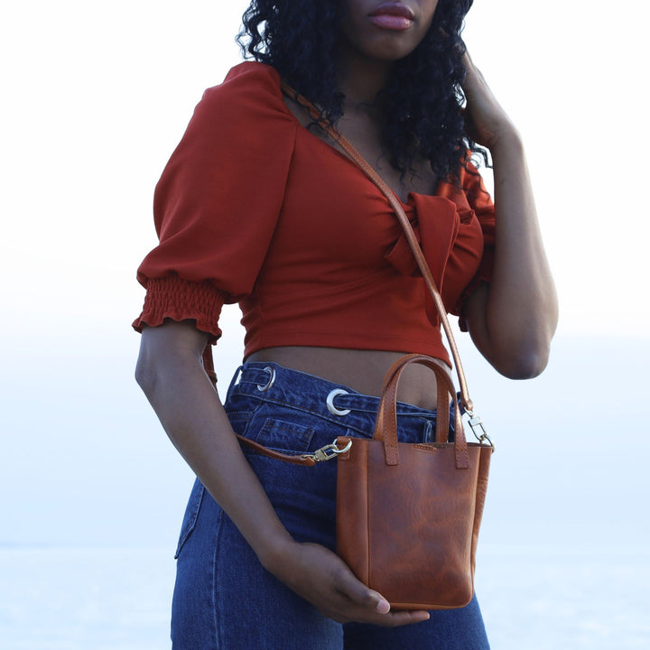 Bucky Italian | Crossbody Bag | Light Brown w/ Gold Hardware