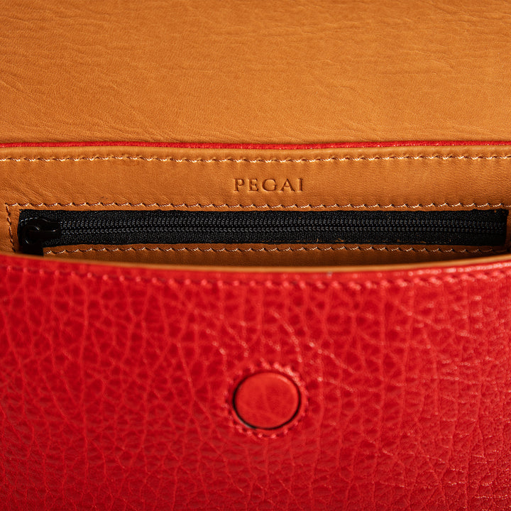 Helen | Babylon | Red
