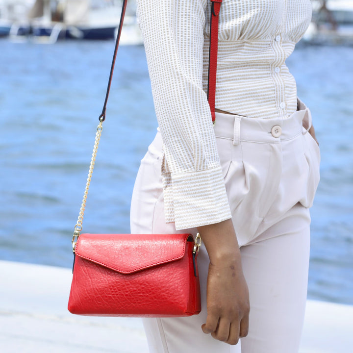 Helen | Babylon | Red