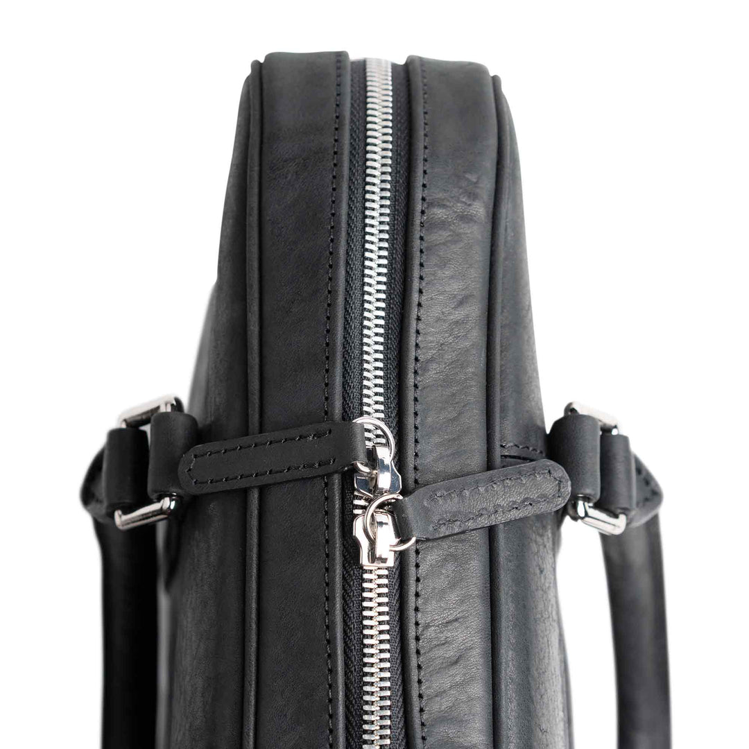 Senior | Italian Veg-Tan | Black