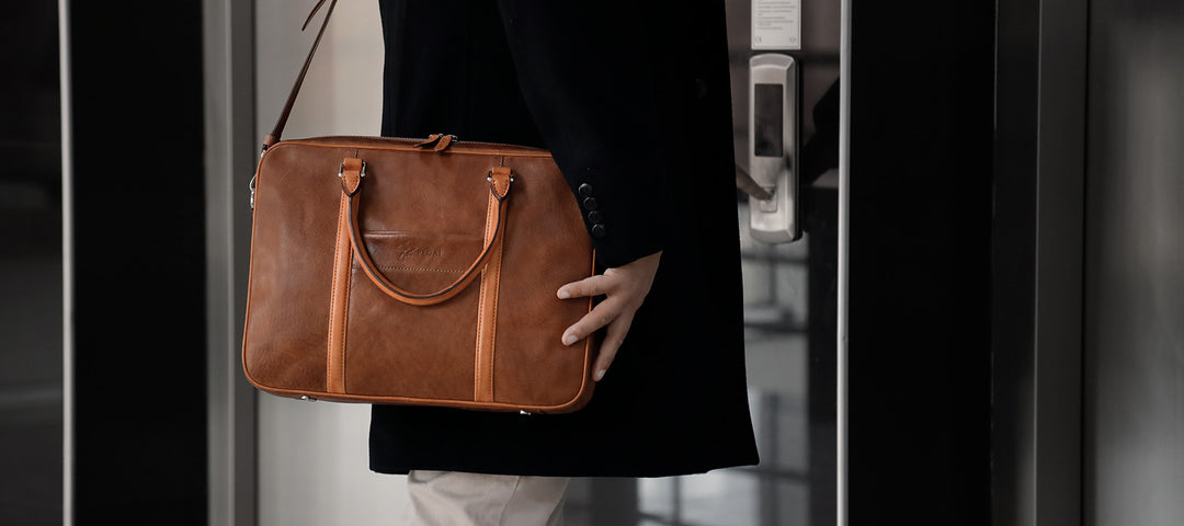Men's Women's Handbag Beauty Case Wrist Bag Black Pigepa Leather