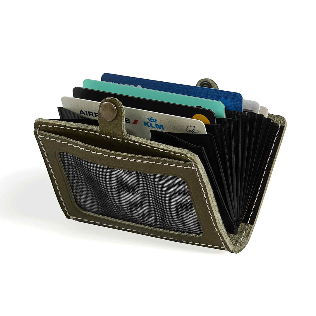 Acorn | Card Holder | Algea