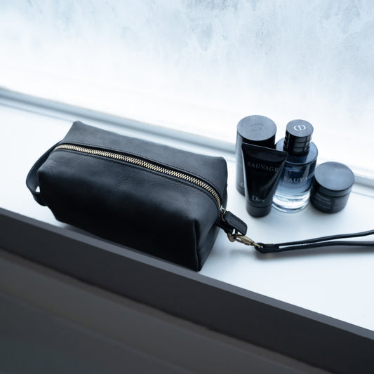Lee | Dopp Kit | Charcoal